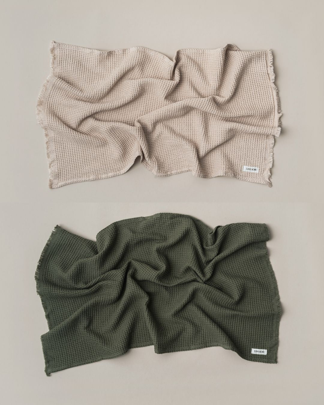 Everyday Waffle Towels Set of 4 - warm oatmeal - olive green