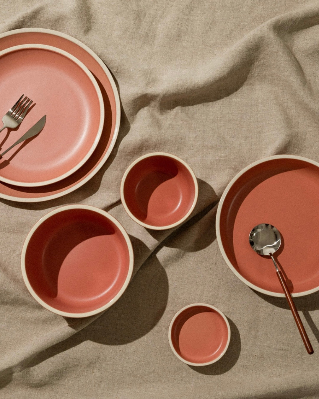 Matte Ceramic Deep Plates (Set of 4) - dusty pink