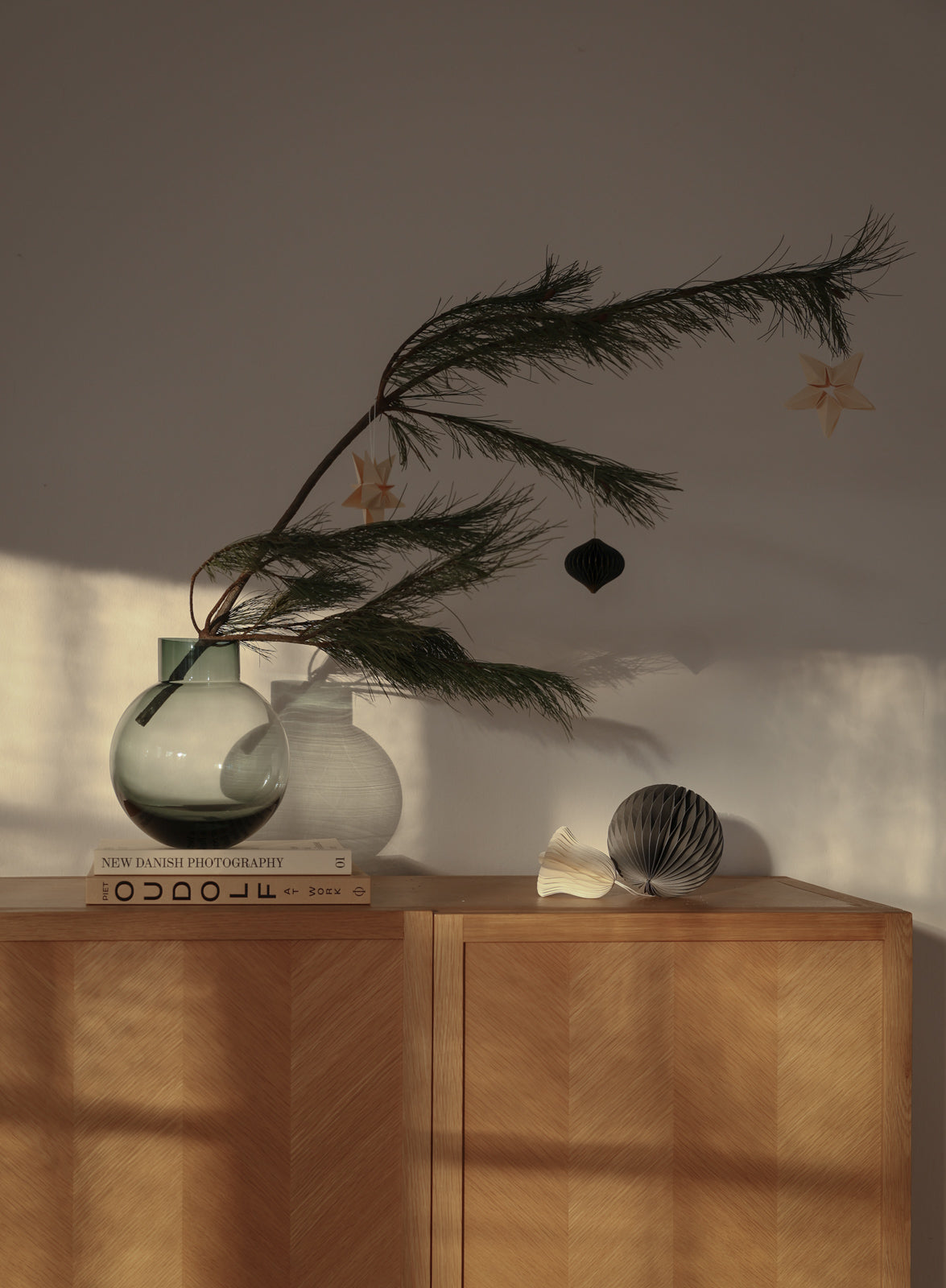 Ball Glass Vase - green