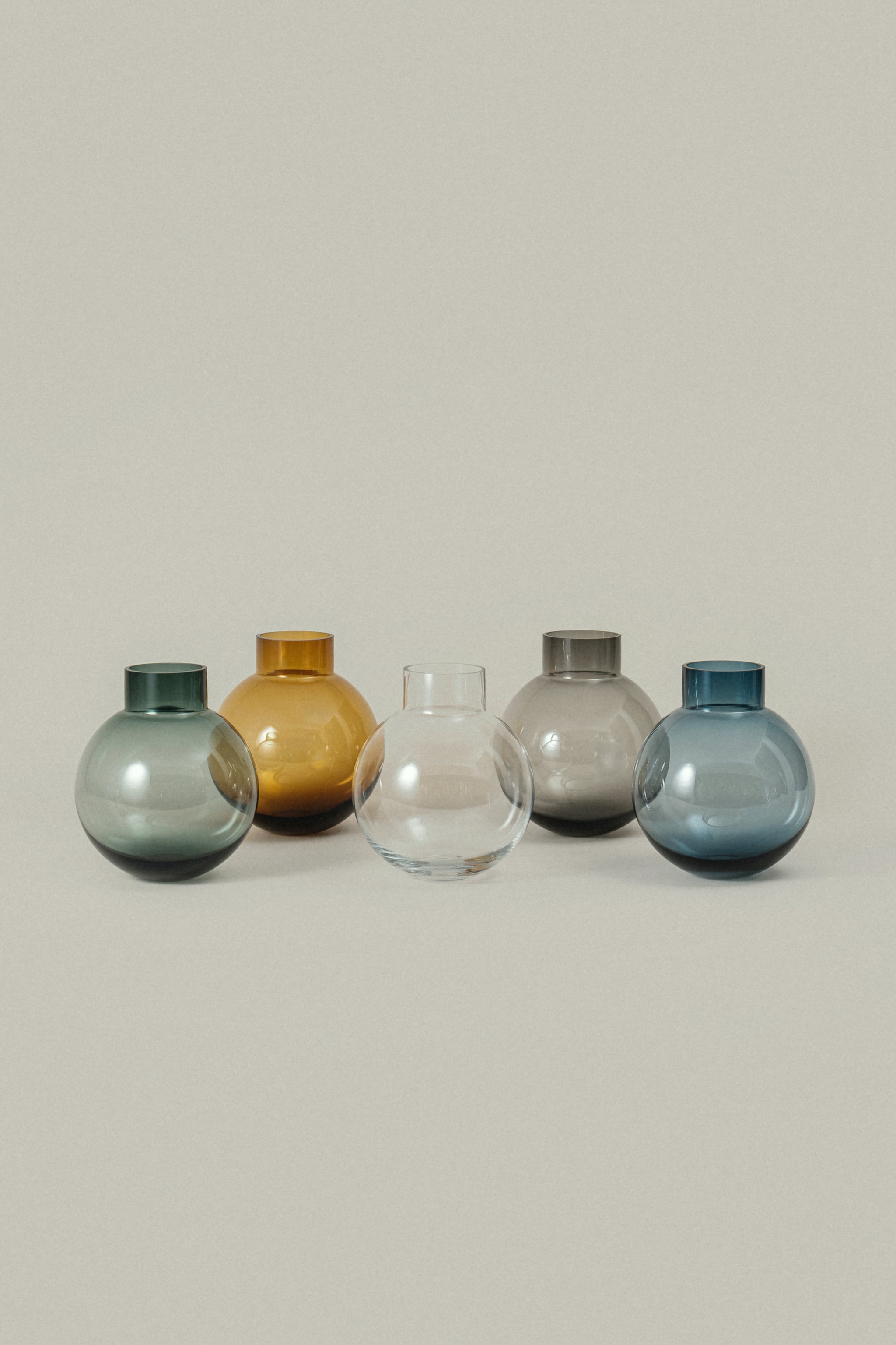 Ball Glass Vase - marine blue